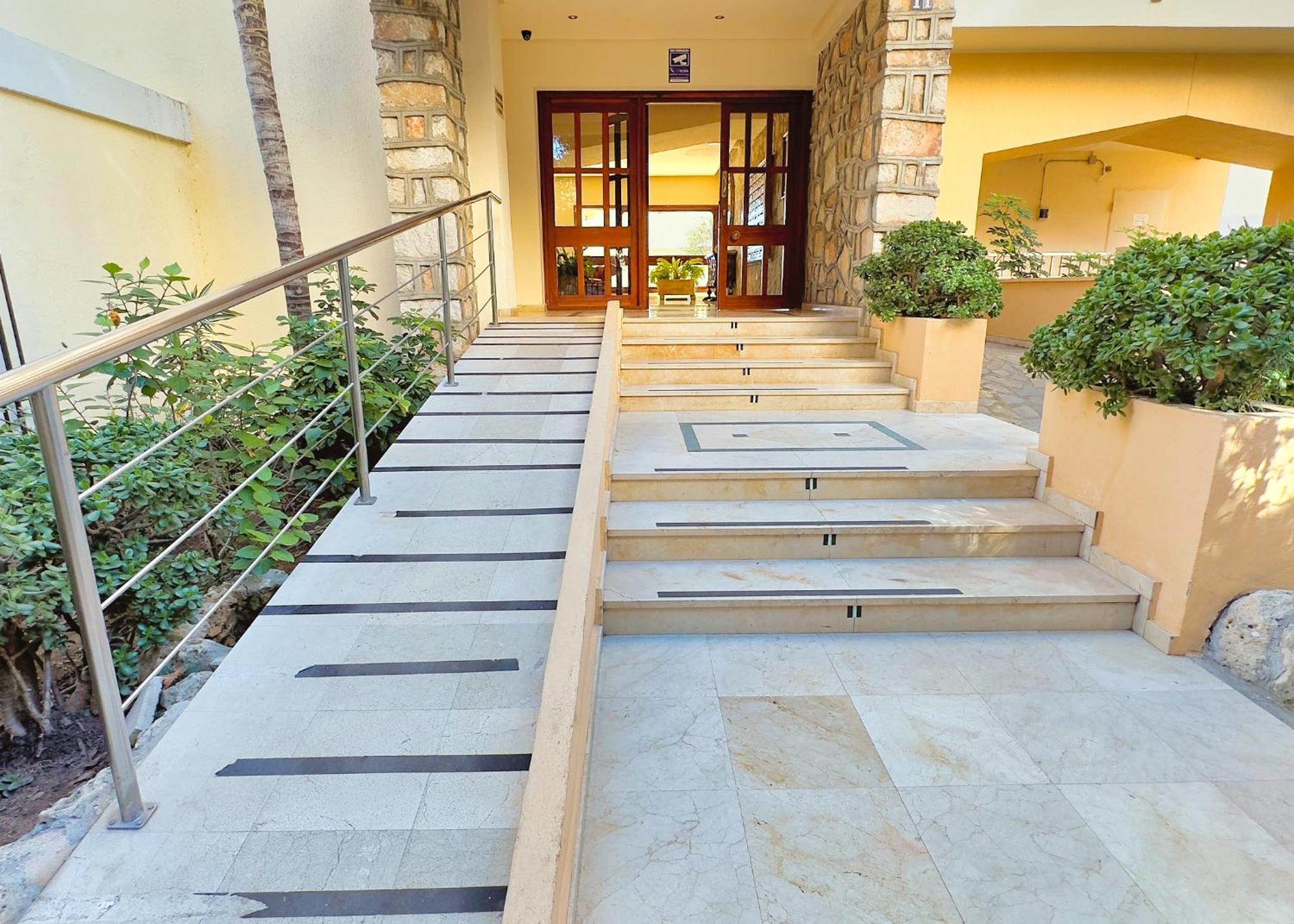 Great Studio On The Beachfront In The Center Of Marbella Exterior photo